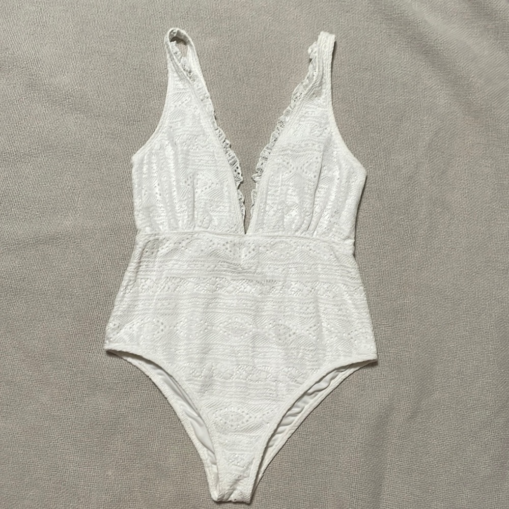 White lace one piece swimsuit